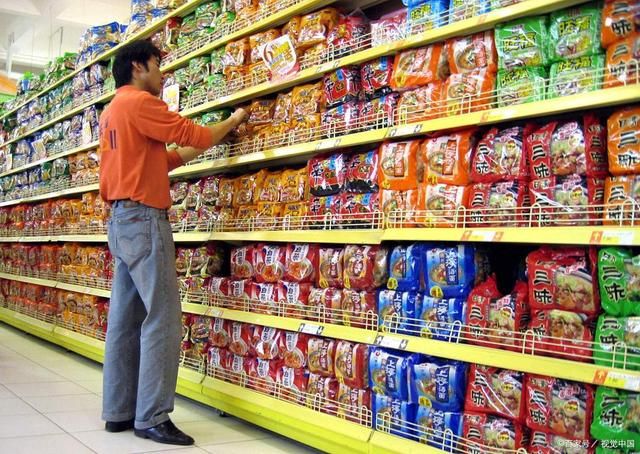 方便食品進(jìn)入熱銷(xiāo)時(shí)期，供不應(yīng)求狀況持續(xù)